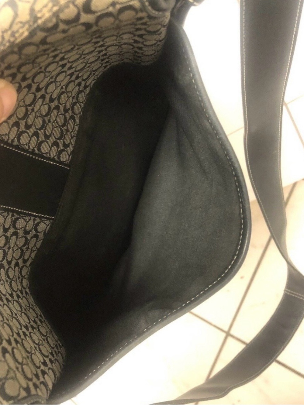 Authentic Coach Soho Black Signature C Canvas Buckle Flap Shoulder Bag 6376 - Picture 11 of 12